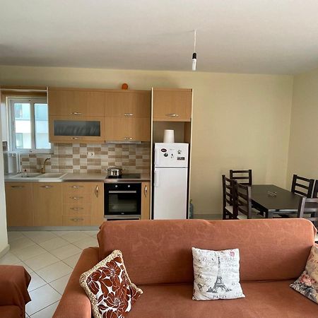 Lovely 3-Bedroom Apartment Rei Sarande Exterior photo