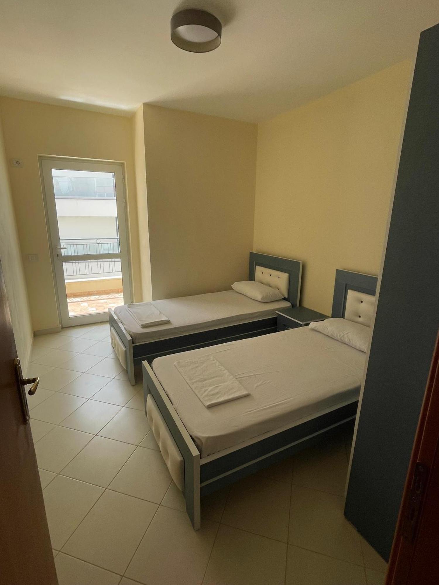 Lovely 3-Bedroom Apartment Rei Sarande Exterior photo