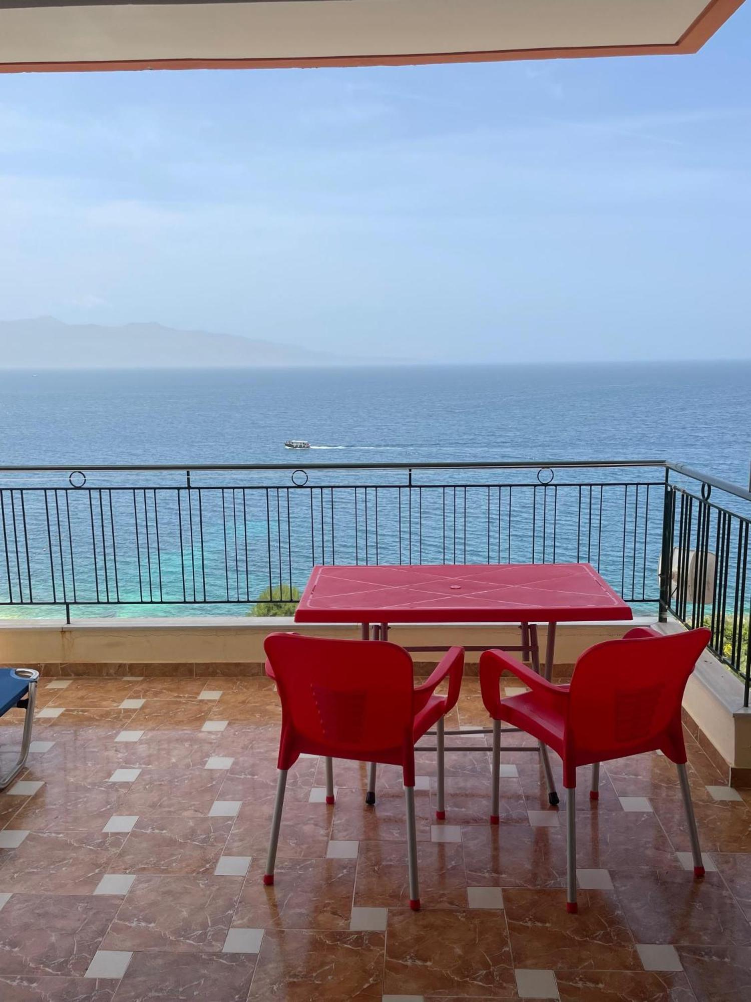 Lovely 3-Bedroom Apartment Rei Sarande Exterior photo
