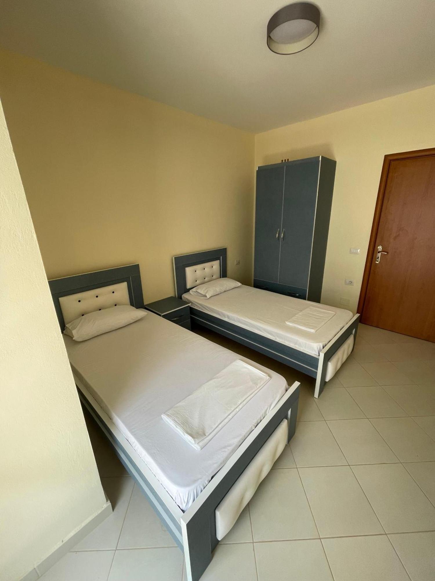 Lovely 3-Bedroom Apartment Rei Sarande Exterior photo