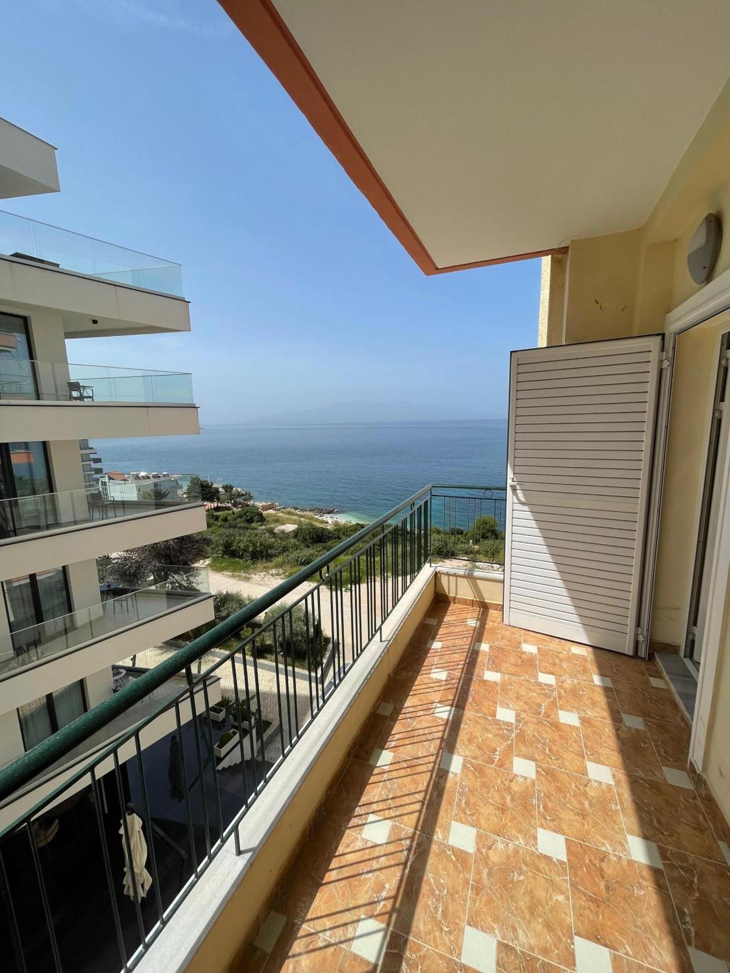 Lovely 3-Bedroom Apartment Rei Sarande Exterior photo