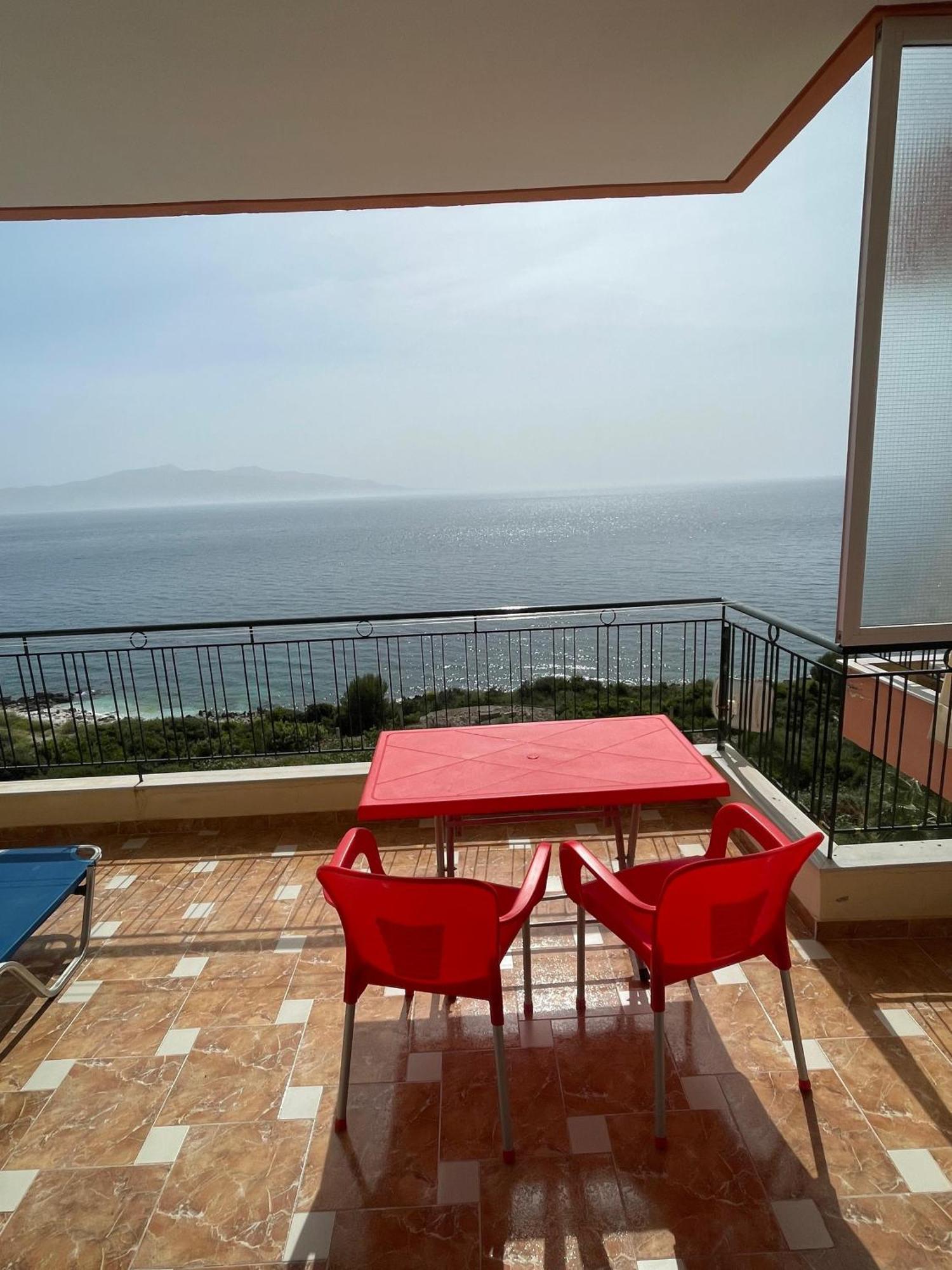 Lovely 3-Bedroom Apartment Rei Sarande Exterior photo